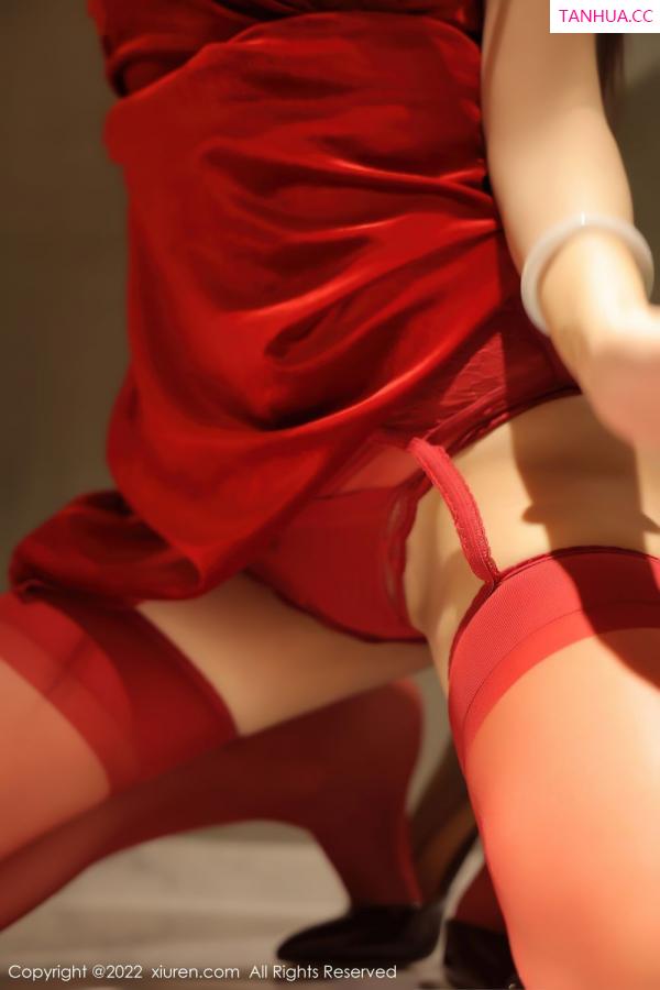 周慕汐  [XiuRen]高清写真图 2022.02.11 No.4572 汐汐baby第29张图片